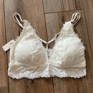 NWT White Lacey Plunge Padded Bralette Size M Adjustable Straps